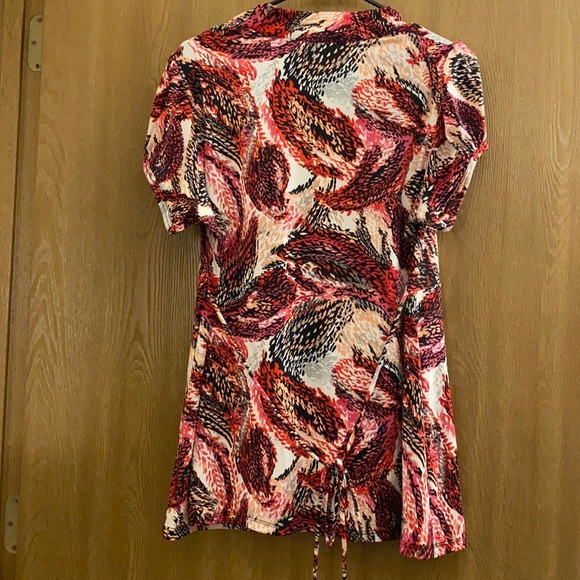 Pink/Red Patterned Top - Picture 3 of 4